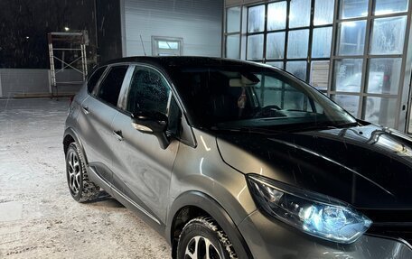 Renault Kaptur I рестайлинг, 2017 год, 1 399 000 рублей, 3 фотография