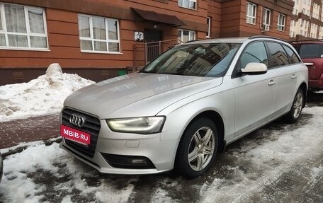 Audi A4, 2012 год, 1 075 000 рублей, 4 фотография