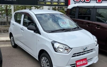 Daihatsu Mira e:S II, 2022 год, 560 000 рублей, 1 фотография