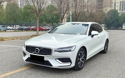 Volvo S60 III, 2022 год, 2 725 000 рублей, 1 фотография