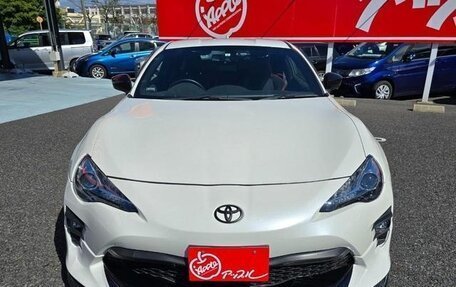 Toyota GT86 I, 2021 год, 2 300 000 рублей, 2 фотография