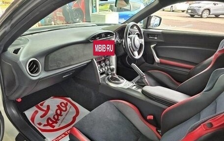 Toyota GT86 I, 2021 год, 2 300 000 рублей, 11 фотография