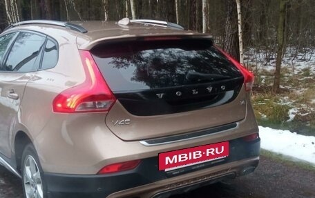 Volvo V40 Cross Country I, 2013 год, 1 299 999 рублей, 3 фотография