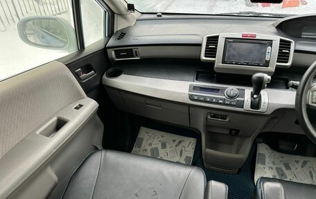 Honda Freed I, 2014 год, 1 829 000 рублей, 15 фотография