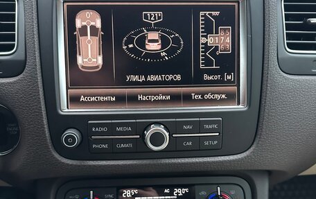 Volkswagen Touareg III, 2012 год, 2 250 000 рублей, 22 фотография