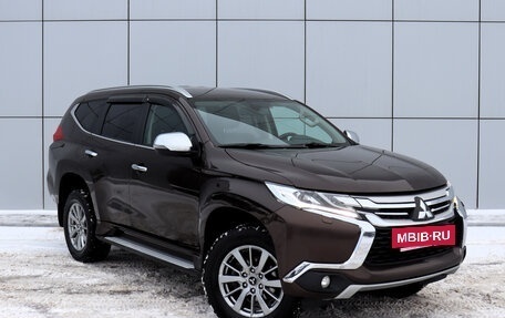 Mitsubishi Pajero Sport III рестайлинг, 2021 год, 3 150 000 рублей, 6 фотография