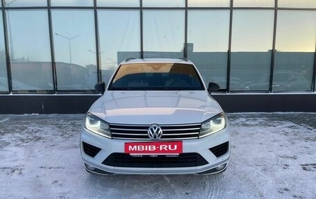 Volkswagen Touareg III, 2018 год, 3 490 000 рублей, 8 фотография