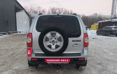 Chevrolet Niva I рестайлинг, 2011 год, 580 000 рублей, 2 фотография