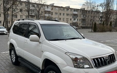 Toyota Land Cruiser Prado 120 рестайлинг, 2006 год, 2 450 000 рублей, 2 фотография