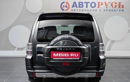 Mitsubishi Pajero IV, 2013 год, 2 299 000 рублей, 4 фотография