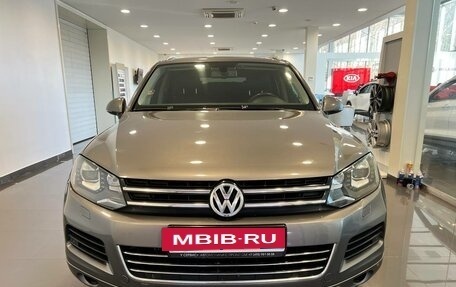 Volkswagen Touareg III, 2011 год, 1 980 000 рублей, 5 фотография