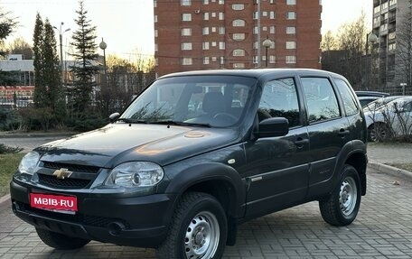 Chevrolet Niva I рестайлинг, 2017 год, 685 000 рублей, 1 фотография