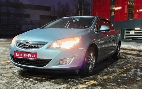 Opel Astra J, 2012 год, 750 000 рублей, 1 фотография