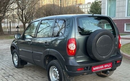 Chevrolet Niva I рестайлинг, 2017 год, 685 000 рублей, 4 фотография