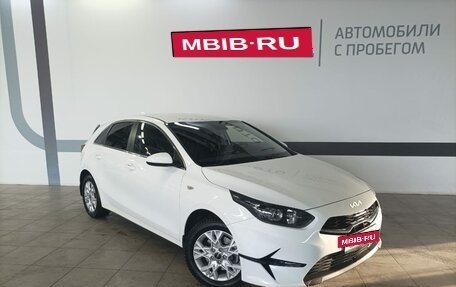 KIA cee'd III, 2022 год, 2 220 000 рублей, 3 фотография