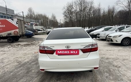 Toyota Camry, 2015 год, 2 100 000 рублей, 5 фотография