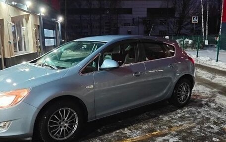 Opel Astra J, 2012 год, 750 000 рублей, 3 фотография