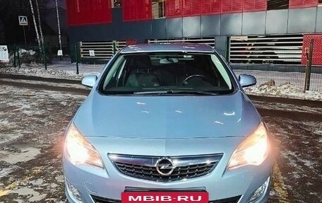 Opel Astra J, 2012 год, 750 000 рублей, 10 фотография