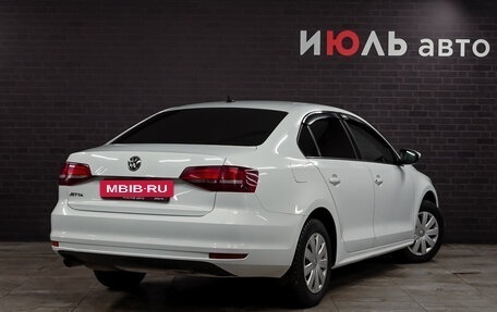 Volkswagen Jetta VI, 2016 год, 1 650 000 рублей, 4 фотография