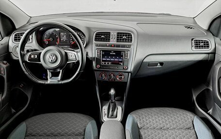 Volkswagen Polo VI (EU Market), 2019 год, 1 327 000 рублей, 17 фотография