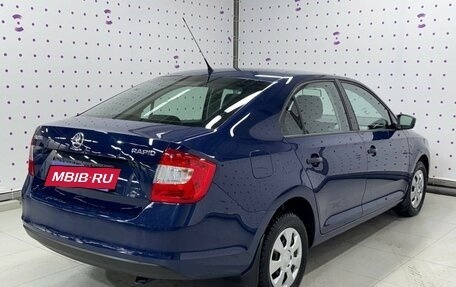 Skoda Rapid I, 2015 год, 855 000 рублей, 2 фотография