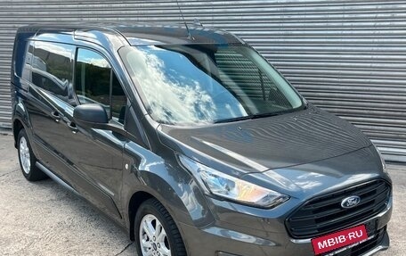 Ford Tourneo Connect II рестайлинг, 2021 год, 3 230 000 рублей, 2 фотография