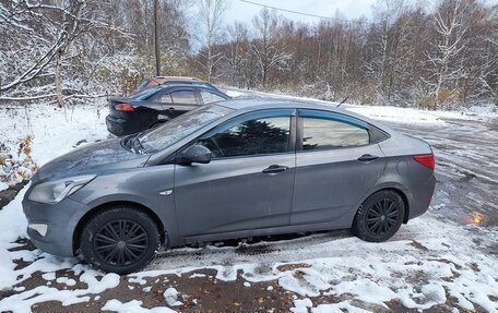 Hyundai Solaris II рестайлинг, 2014 год, 750 000 рублей, 1 фотография