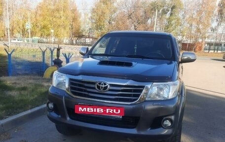 Toyota Hilux VII, 2015 год, 2 150 000 рублей, 2 фотография