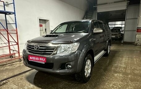 Toyota Hilux VII, 2015 год, 2 150 000 рублей, 9 фотография