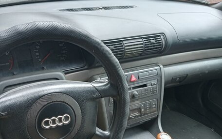 Audi A4, 2000 год, 425 000 рублей, 10 фотография