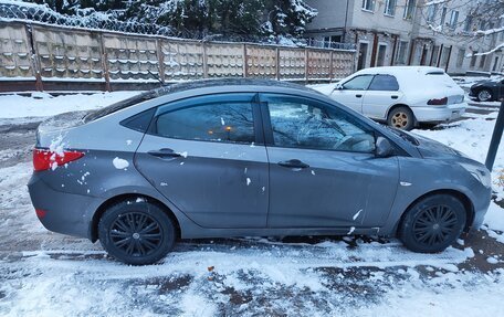 Hyundai Solaris II рестайлинг, 2014 год, 750 000 рублей, 4 фотография