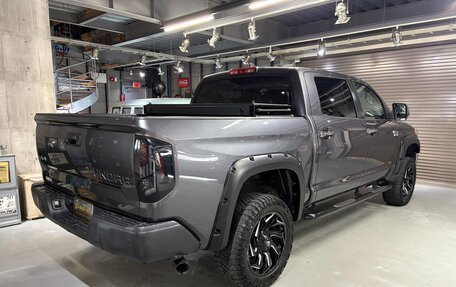 Toyota Tundra, 2022 год, 10 940 000 рублей, 5 фотография