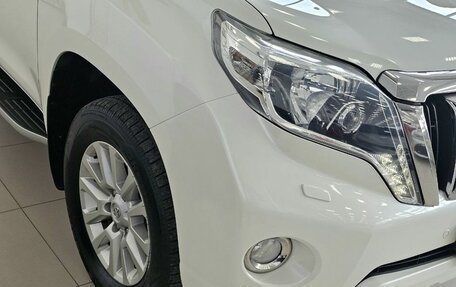 Toyota Land Cruiser Prado 150 рестайлинг 2, 2015 год, 3 849 000 рублей, 5 фотография