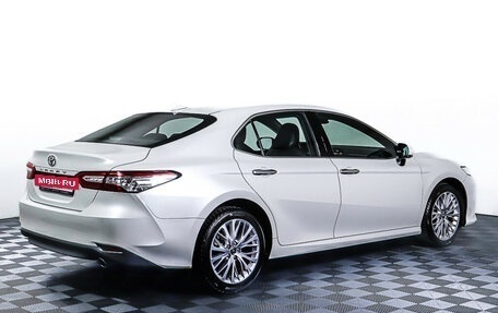 Toyota Camry, 2020 год, 3 349 000 рублей, 5 фотография