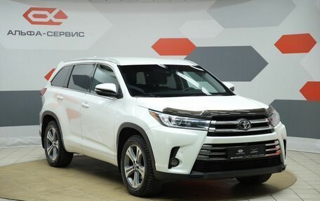 Toyota Highlander III, 2019 год, 4 150 000 рублей, 3 фотография