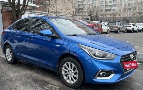 Hyundai Solaris II рестайлинг, 2018 год, 1 375 000 рублей, 2 фотография