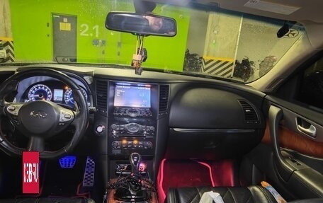 Infiniti QX70, 2013 год, 2 000 000 рублей, 13 фотография