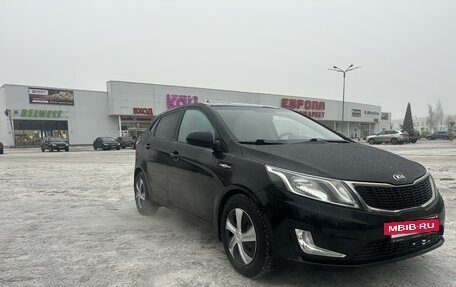 KIA Rio III рестайлинг, 2014 год, 995 000 рублей, 2 фотография