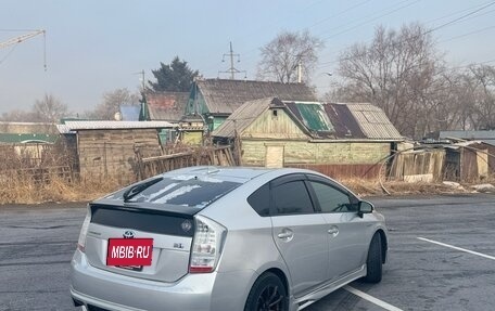 Toyota Prius, 2010 год, 1 070 000 рублей, 6 фотография