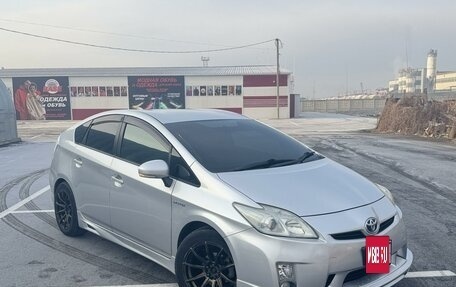 Toyota Prius, 2010 год, 1 070 000 рублей, 9 фотография