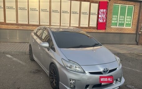 Toyota Prius, 2010 год, 1 070 000 рублей, 21 фотография