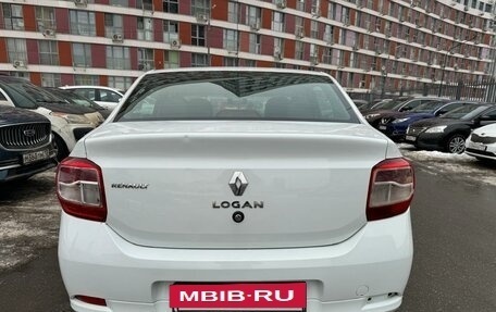 Renault Logan II, 2017 год, 425 000 рублей, 13 фотография