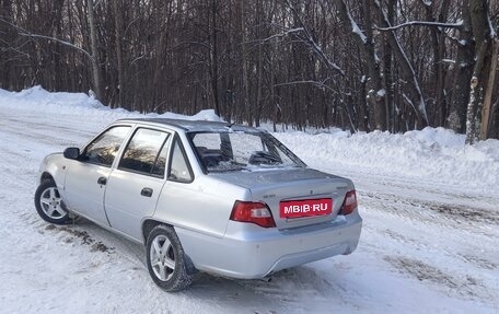 Daewoo Nexia I рестайлинг, 2012 год, 315 000 рублей, 4 фотография