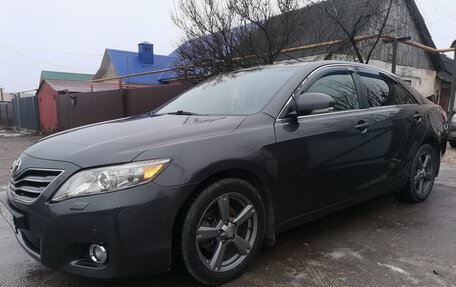 Toyota Camry, 2011 год, 1 100 000 рублей, 2 фотография