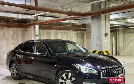 Infiniti Q70 I, 2015 год, 2 690 000 рублей, 4 фотография