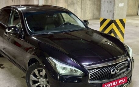 Infiniti Q70 I, 2015 год, 2 690 000 рублей, 3 фотография