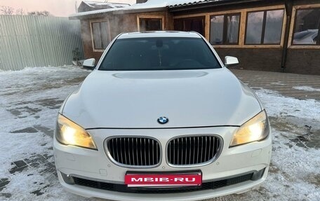 BMW 7 серия, 2011 год, 1 850 000 рублей, 3 фотография