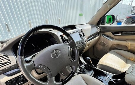 Toyota Land Cruiser Prado 120 рестайлинг, 2008 год, 2 230 000 рублей, 9 фотография