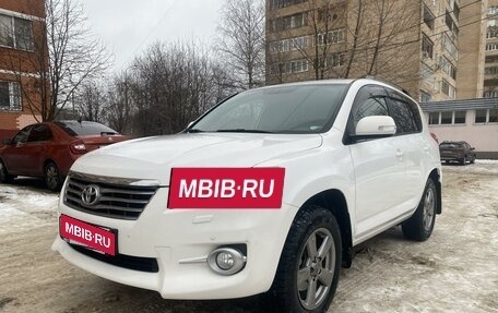 Toyota RAV4, 2012 год, 1 800 000 рублей, 2 фотография