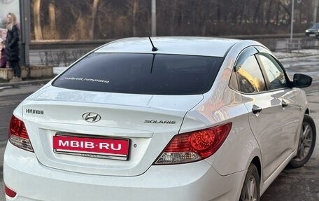 Hyundai Solaris II рестайлинг, 2011 год, 698 000 рублей, 2 фотография